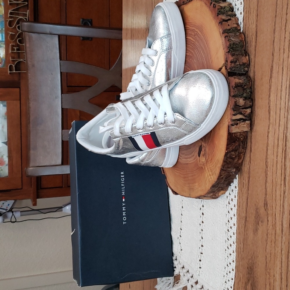Tommy Hilfiger Athletic shoes